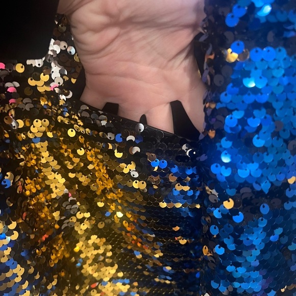 Angelino Gold and Blue Sequin Blazer - Picture 3 of 6
